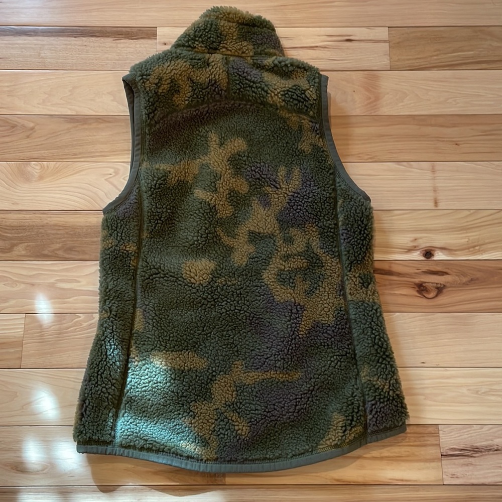 LL Bean xxs mountain pile fleece vest camouflage - Picture 5 of 5